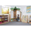 Zona Tree House Library Corner